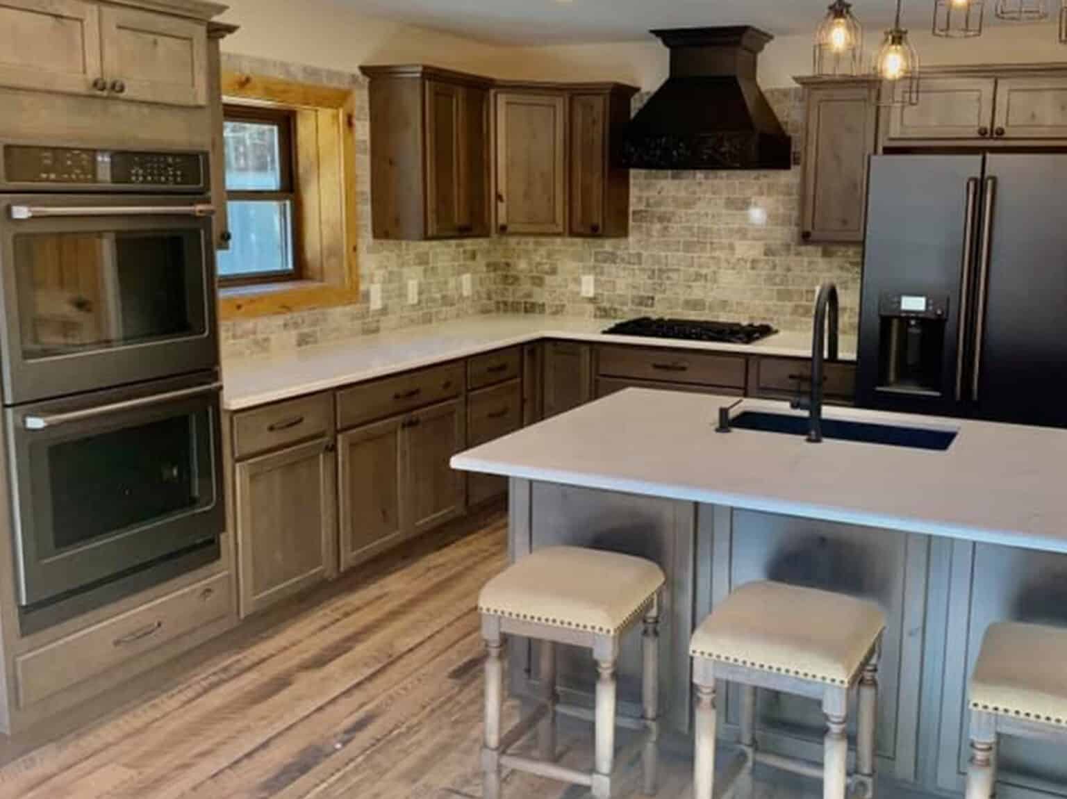 Reynolds cabin kitchen